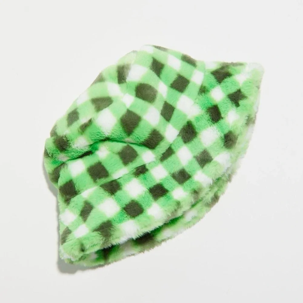 NWOT Urban Outfitters Knox Printed Faux Fur Bucket